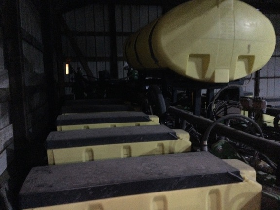 2013 John Deere 1770NT Planter