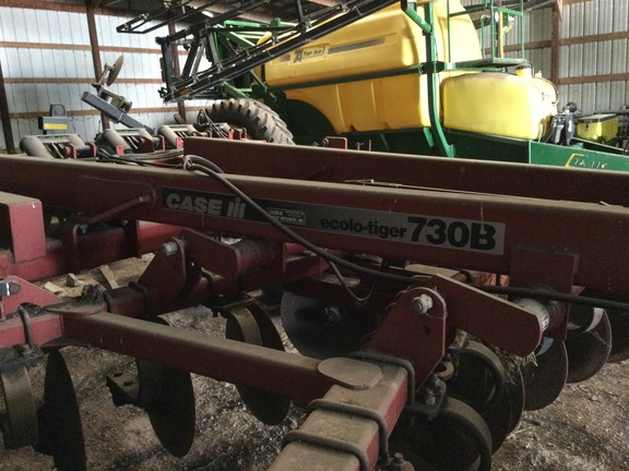 Case IH 730B Disk Ripper