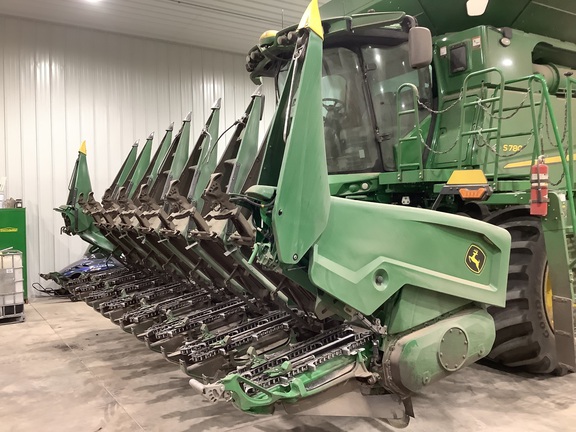 2021 John Deere C8R Header Corn Head