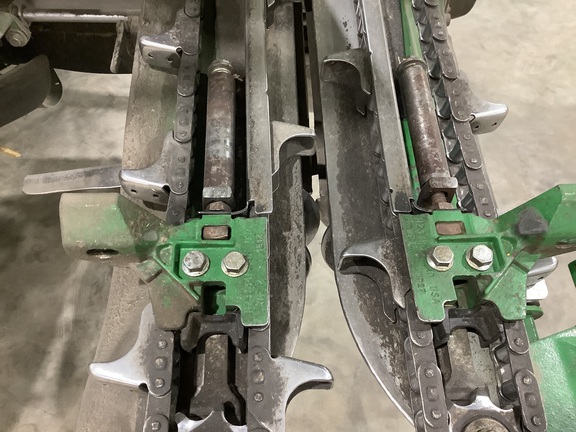 2021 John Deere C8R Header Corn Head