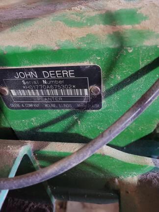 1998 John Deere 1770 Planter