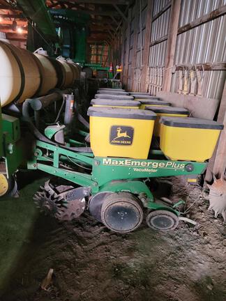 1998 John Deere 1770 Planter