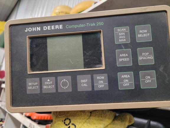 1998 John Deere 1770 Planter