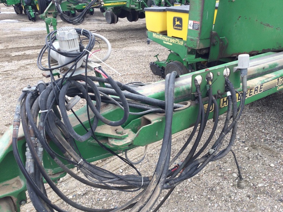 1998 John Deere 1770 Planter