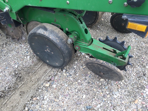 1998 John Deere 1770 Planter