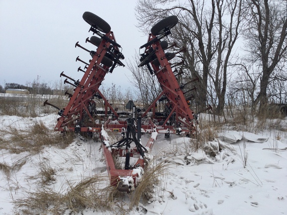 2011 Case IH 200 Field Cultivator