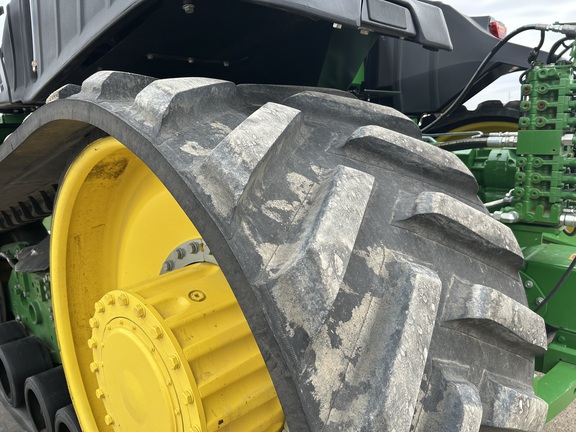 2025 John Deere 9RT 590 Tractor Rubber Track