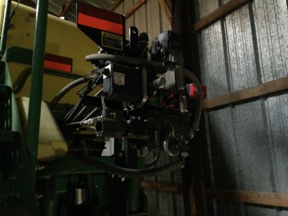 2010 John Deere 1770NT CCS Planter