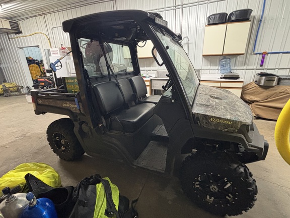 2023 John Deere XUV 835M ATV