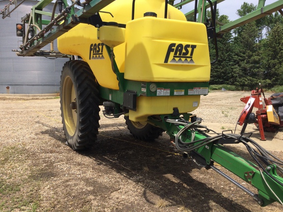 2010 Fast Distributing 9613 Sprayer