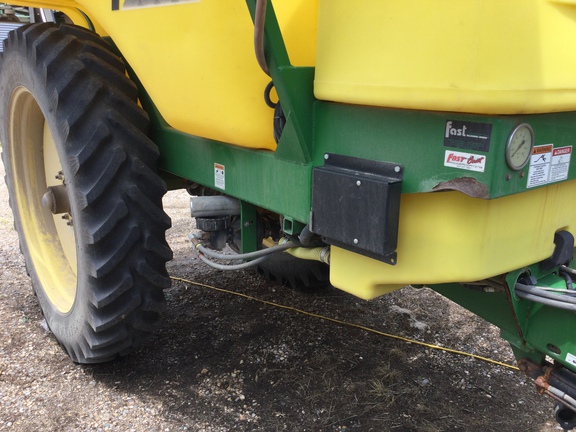 2010 Fast Distributing 9613 Sprayer