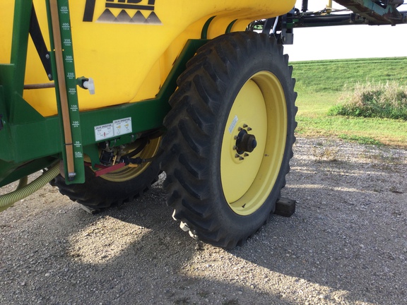 2010 Fast Distributing 9613 Sprayer