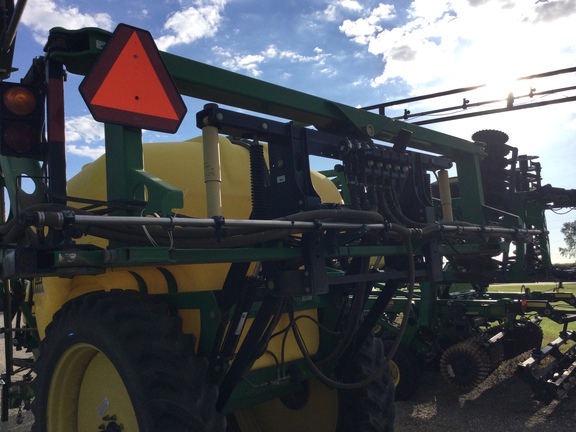 2010 Fast Distributing 9613 Sprayer