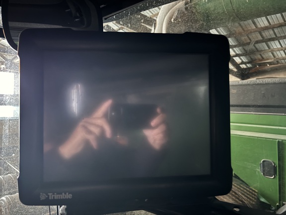 2010 Challenger MT765C Tractor Rubber Track