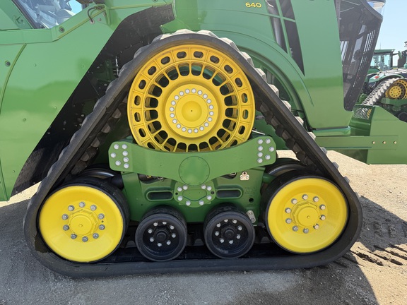 2024 John Deere 9RX 640 Tractor Rubber Track