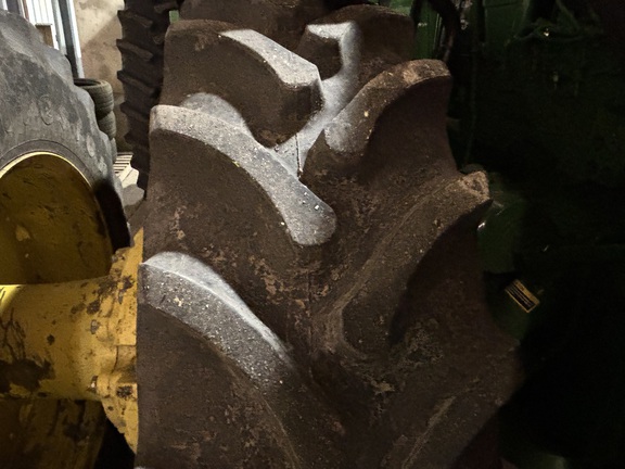 2021 John Deere 8R 410 Tractor