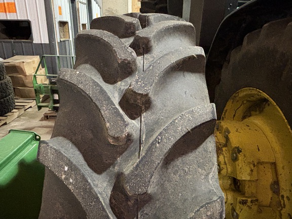 2021 John Deere 8R 410 Tractor