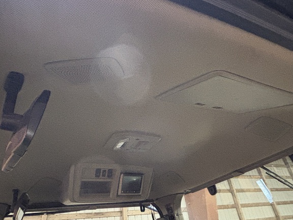 2021 John Deere 8R 410 Tractor