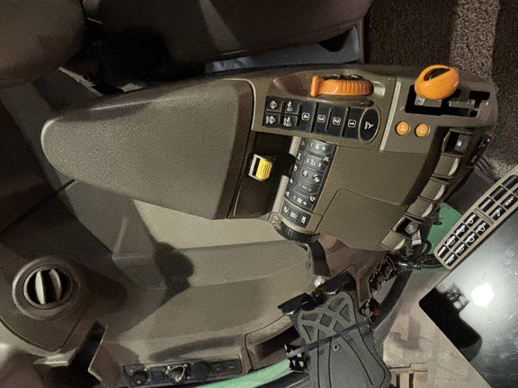 2021 John Deere 8R 410 Tractor