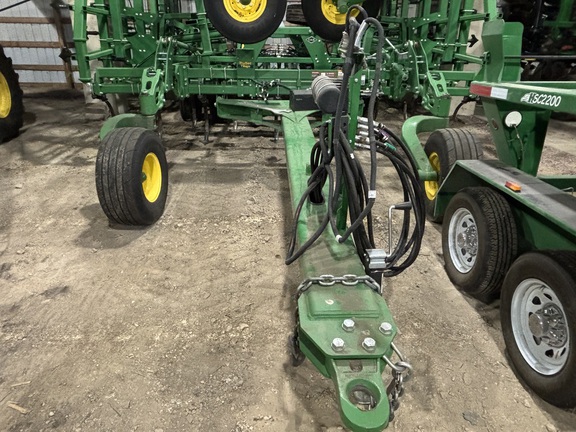 2021 John Deere 2230FH Field Cultivator