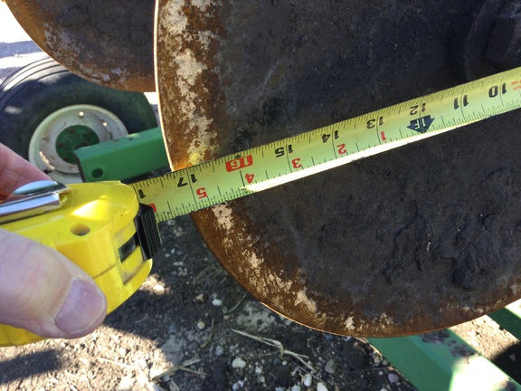 2012 John Deere 2700 Disk Ripper