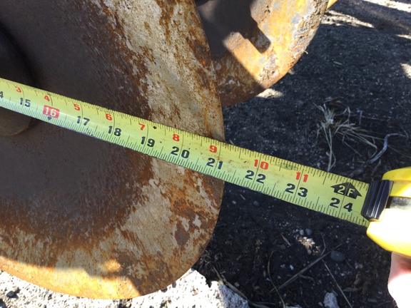 2012 John Deere 2700 Disk Ripper