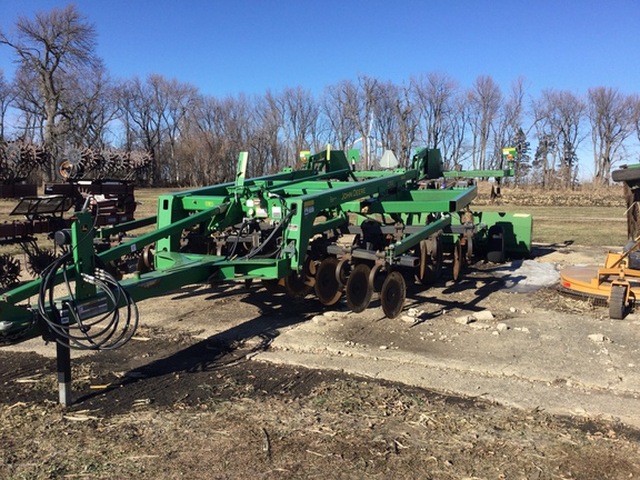2012 John Deere 2700 Disk Ripper