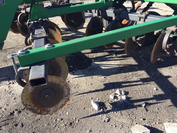 2012 John Deere 2700 Disk Ripper