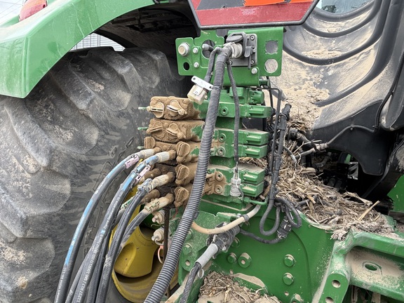 2017 John Deere 9570R Tractor 4WD