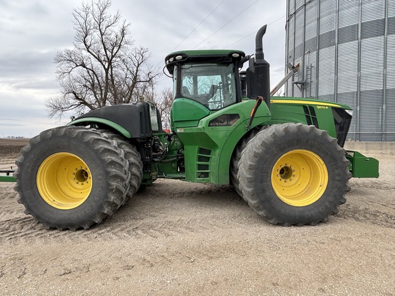 2017 John Deere 9570R Tractor 4WD