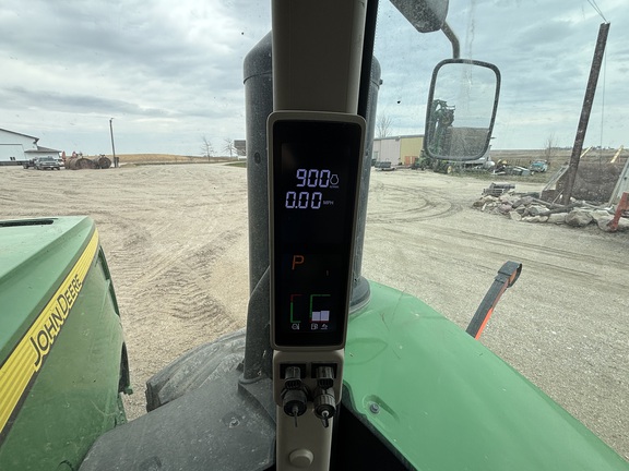 2017 John Deere 9570R Tractor 4WD