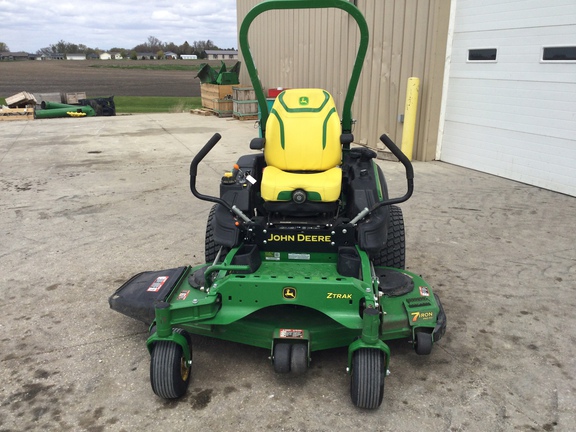 2025 John Deere Z960M Mower/Zero Turn