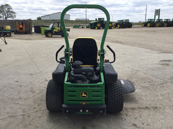 2025 John Deere Z960M Mower/Zero Turn