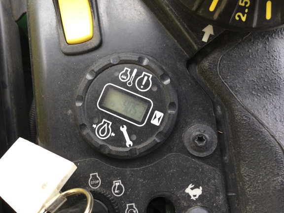 2025 John Deere Z960M Mower/Zero Turn