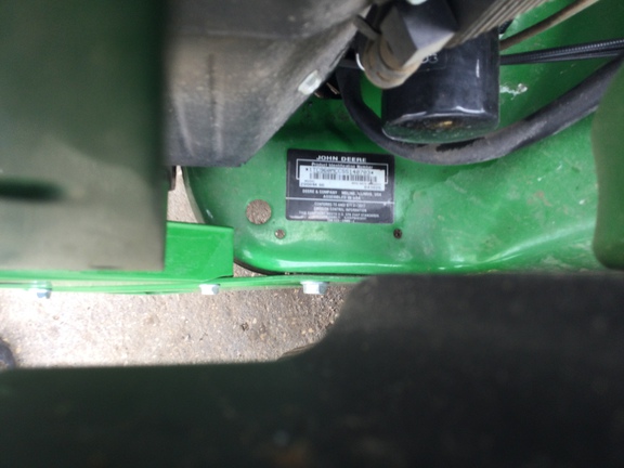 2025 John Deere Z960M Mower/Zero Turn