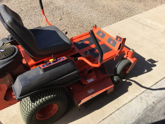 2010 Bad Boy MZ4800 Mower/Zero Turn