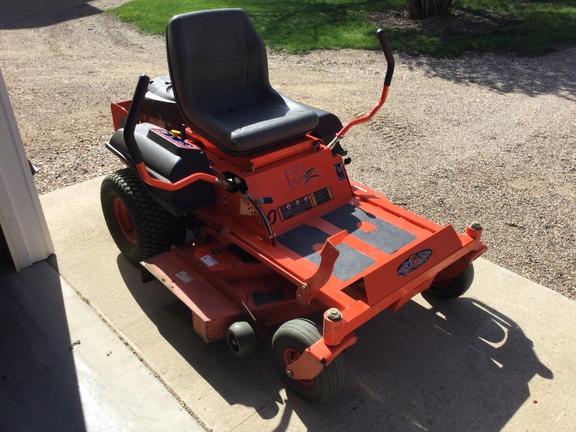 2010 Bad Boy MZ4800 Mower/Zero Turn