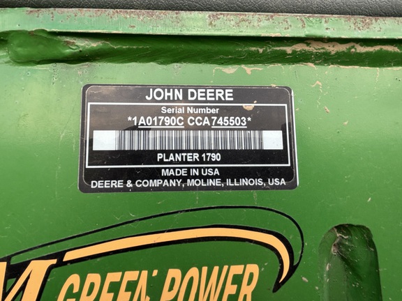 2012 John Deere 1790 Planter
