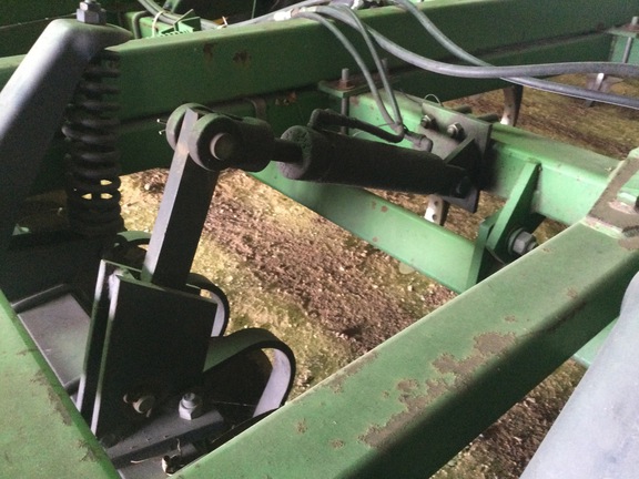 1990 John Deere 714 Chisel Plow