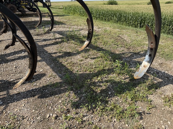 1990 John Deere 714 Chisel Plow