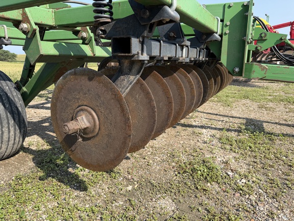 1990 John Deere 714 Chisel Plow