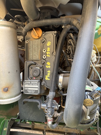2011 John Deere X744 Garden Tractor