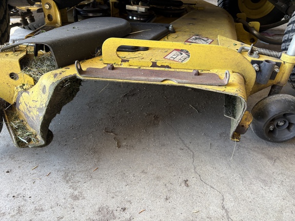 2011 John Deere X744 Garden Tractor