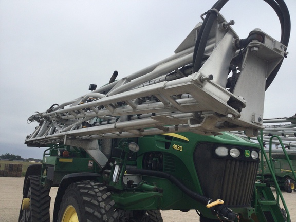 2008 John Deere 4830 Sprayer/High Clearance