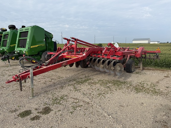 2012 Sunflower 4511-11 Chisel Plow