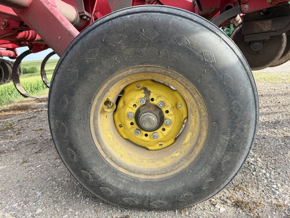 2012 Sunflower 4511-11 Chisel Plow
