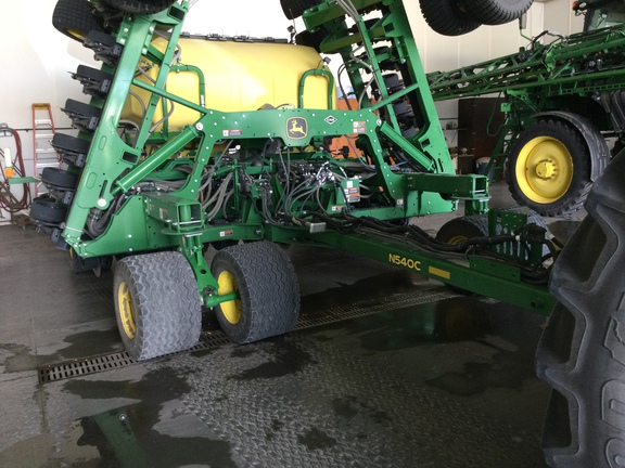 2022 John Deere N540C Air Seeder
