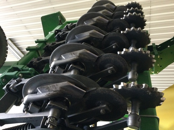 2022 John Deere N540C Air Seeder