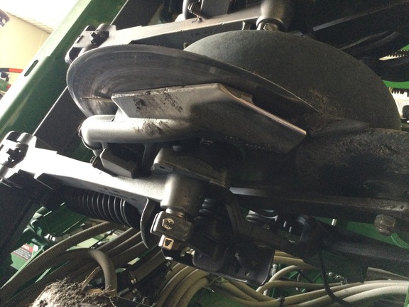 2022 John Deere N540C Air Seeder