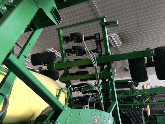 2022 John Deere N540C Air Seeder